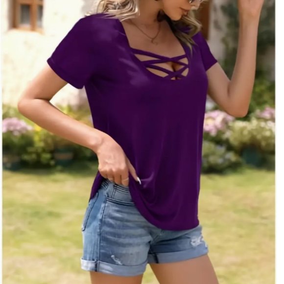 NWOT Purple T-shirt in size XS - Picture 1 of 3